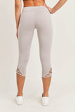 Webbed Strap Capri Leggings