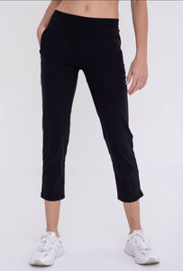 Nylon Blend Capri Active Pants